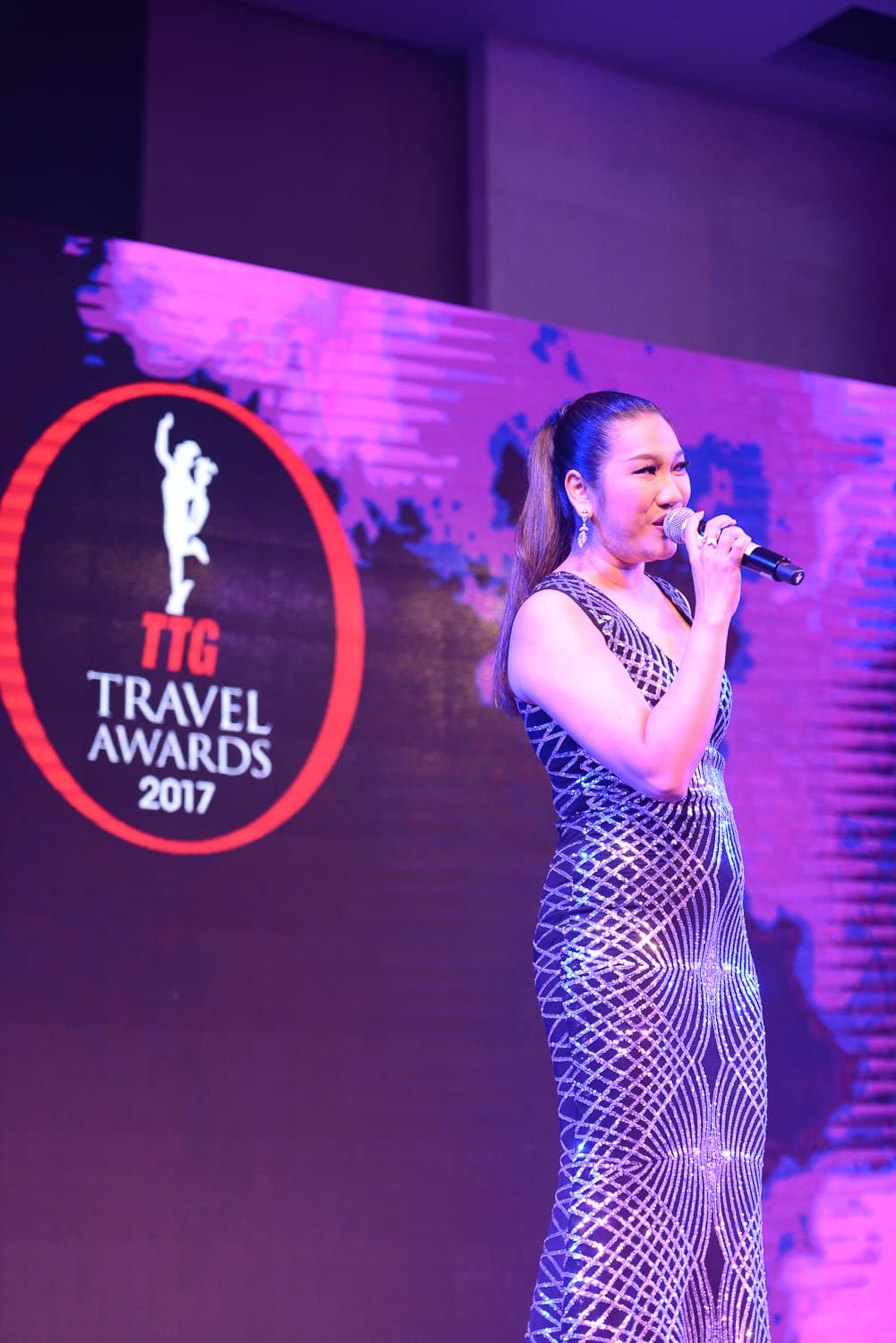 Thailand’s leading vocalist Pearl Rapeeporn